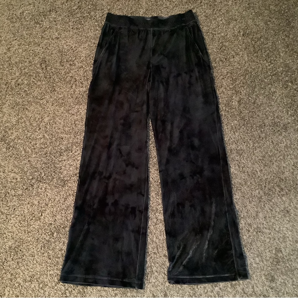 Lululemon athletica velour wide leg pants, gray w/multicolored design, size: 8